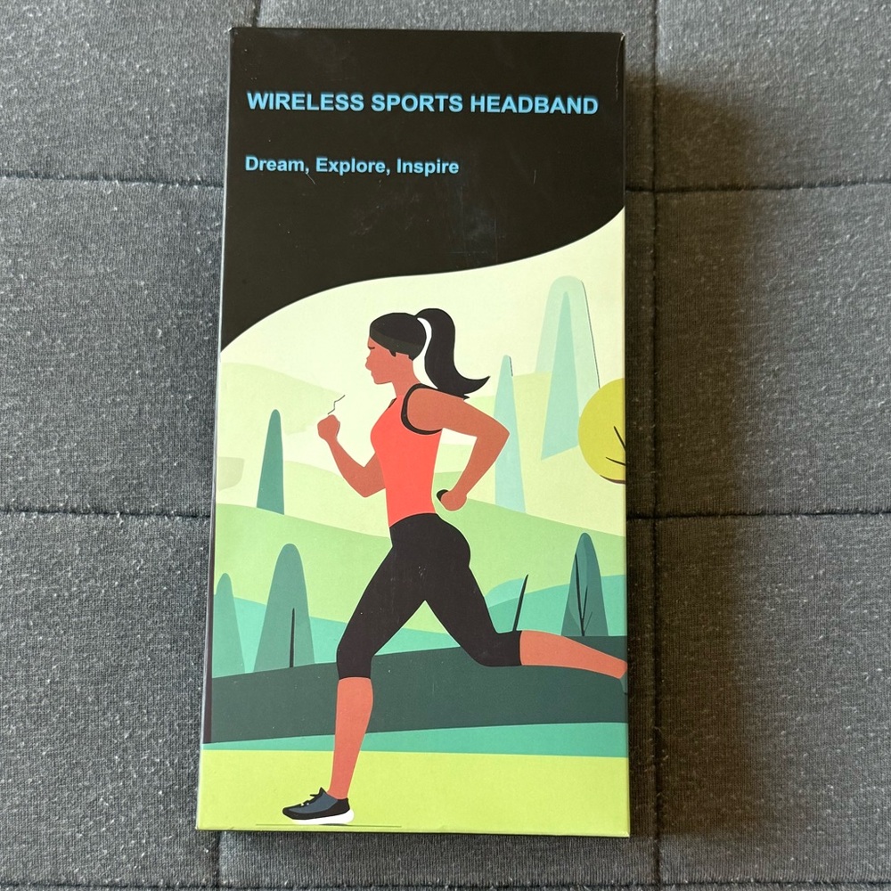 NWT Wireless Sports Headband!